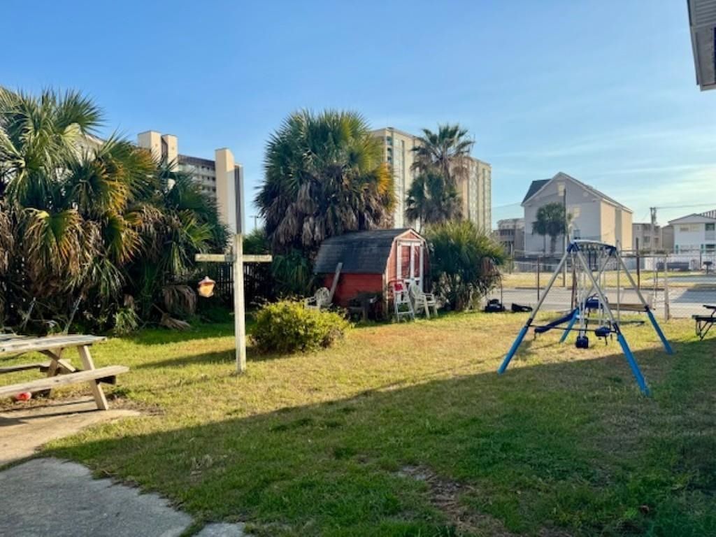 515 Hillside Dr. S  Photo 16