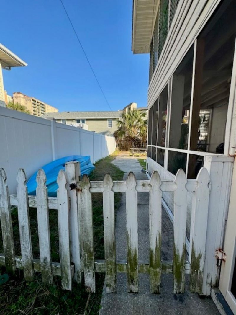 515 Hillside Dr. S  Photo 19