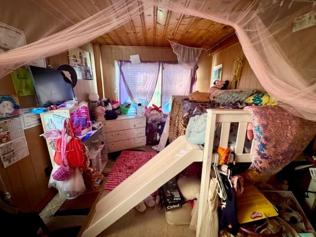 515 Hillside Dr. S  Photo 9