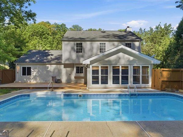 153 Colemans Bluff Drive, Woodstock, GA 30188