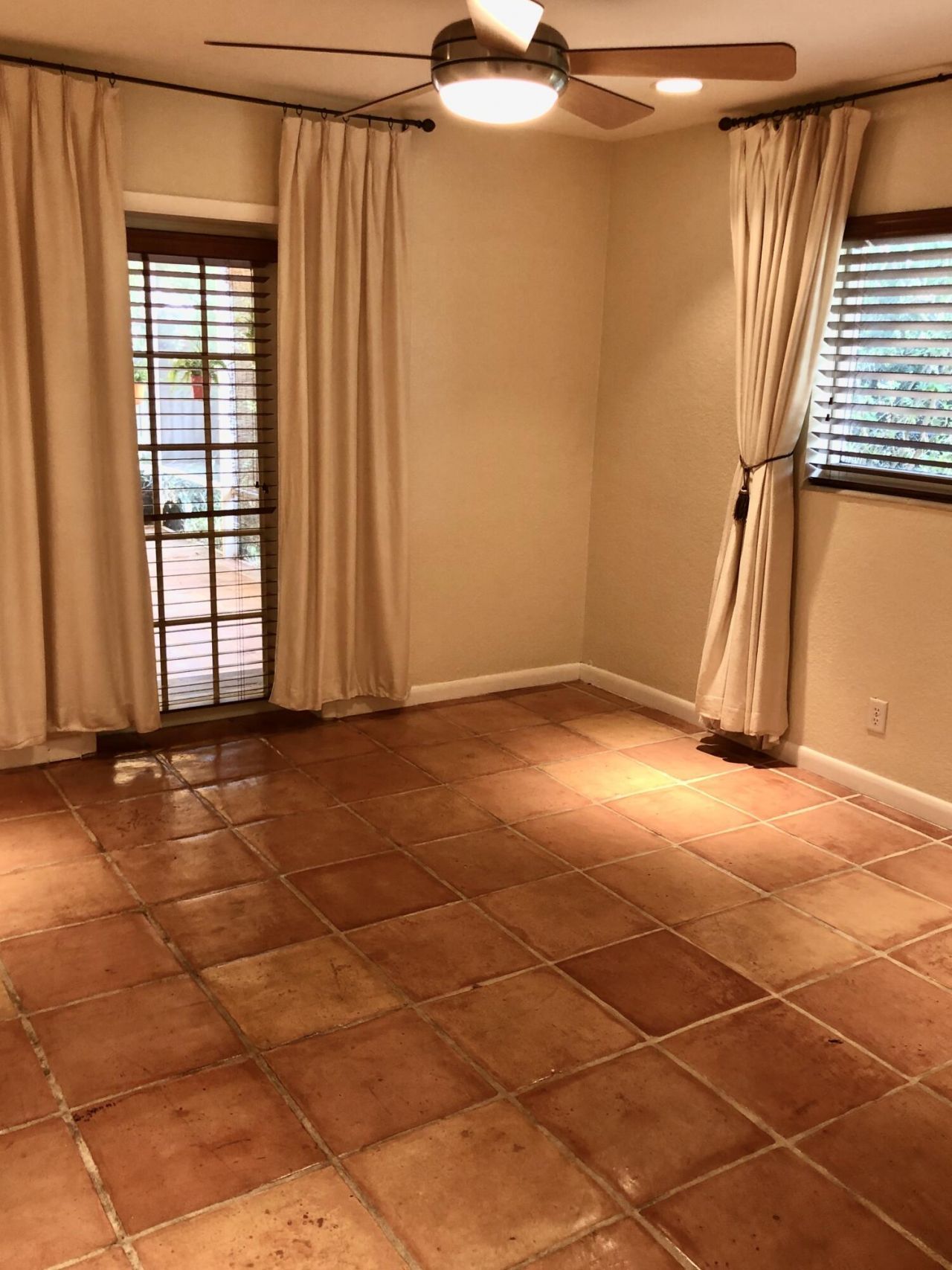 1031 Lincoln Street, Hollywood, FL 33019 Photo