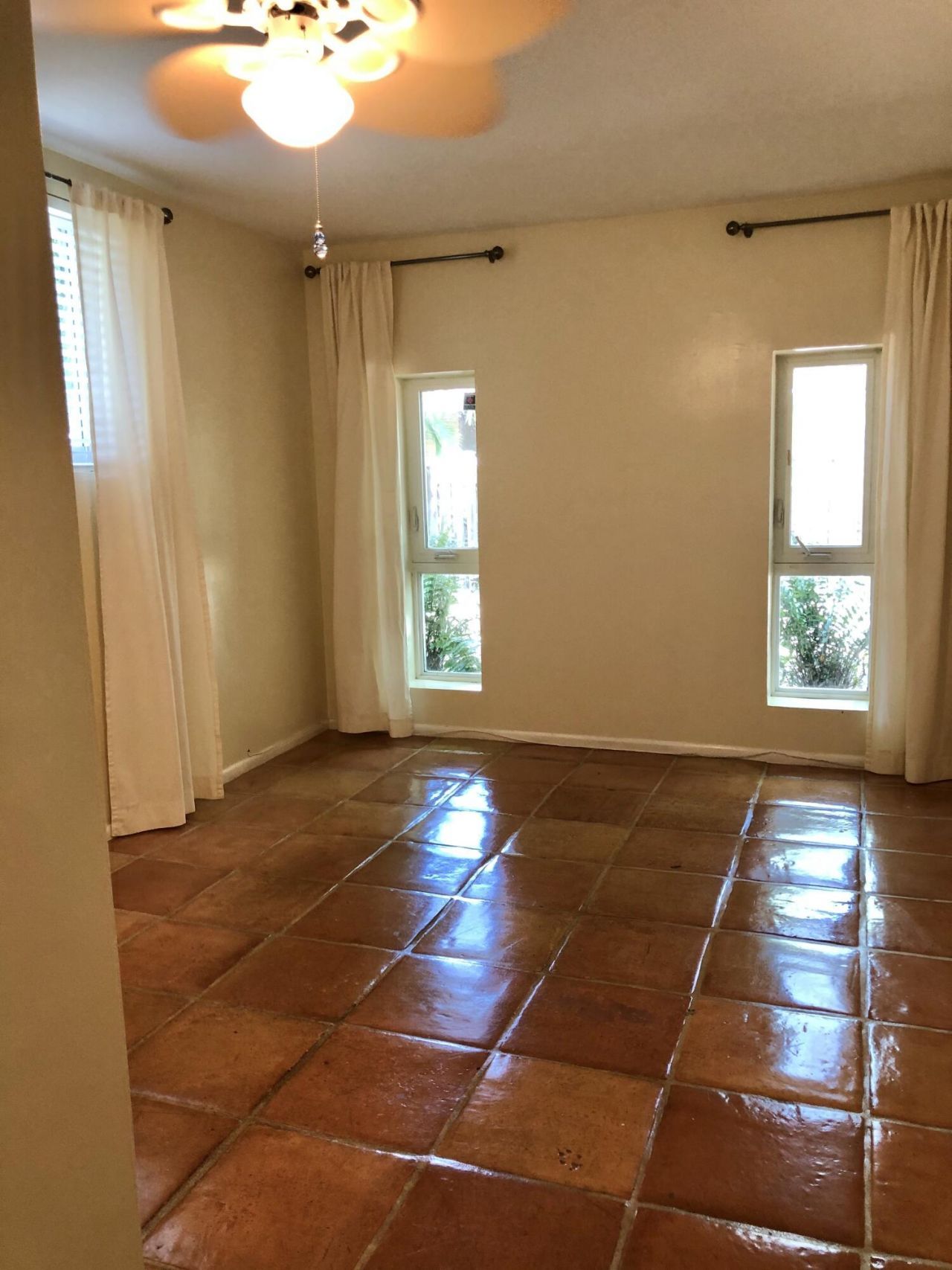 1031 Lincoln Street, Hollywood, FL 33019 Photo