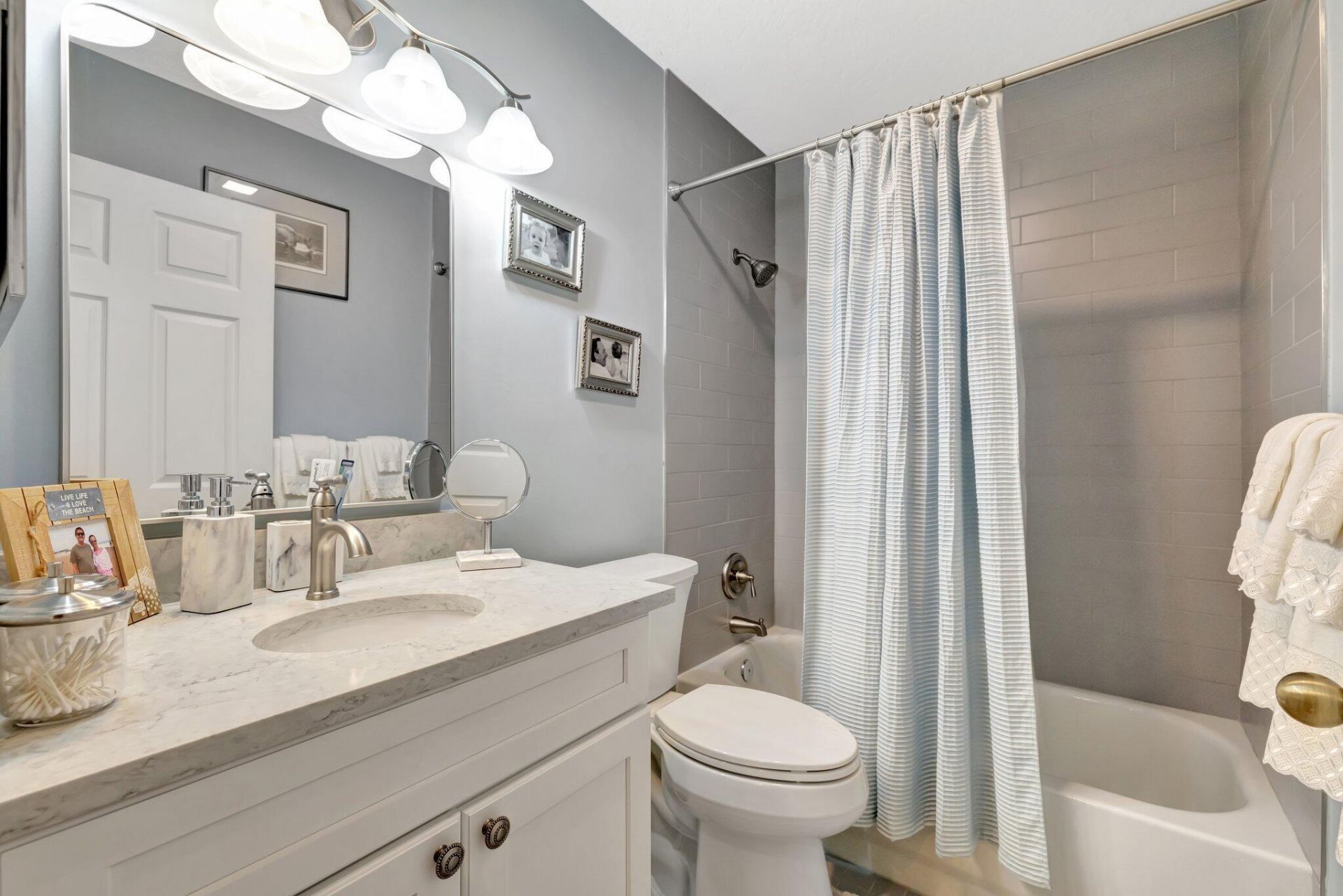 6062 SE Landing Way, Unit 2, Stuart, FL 34997 Photo