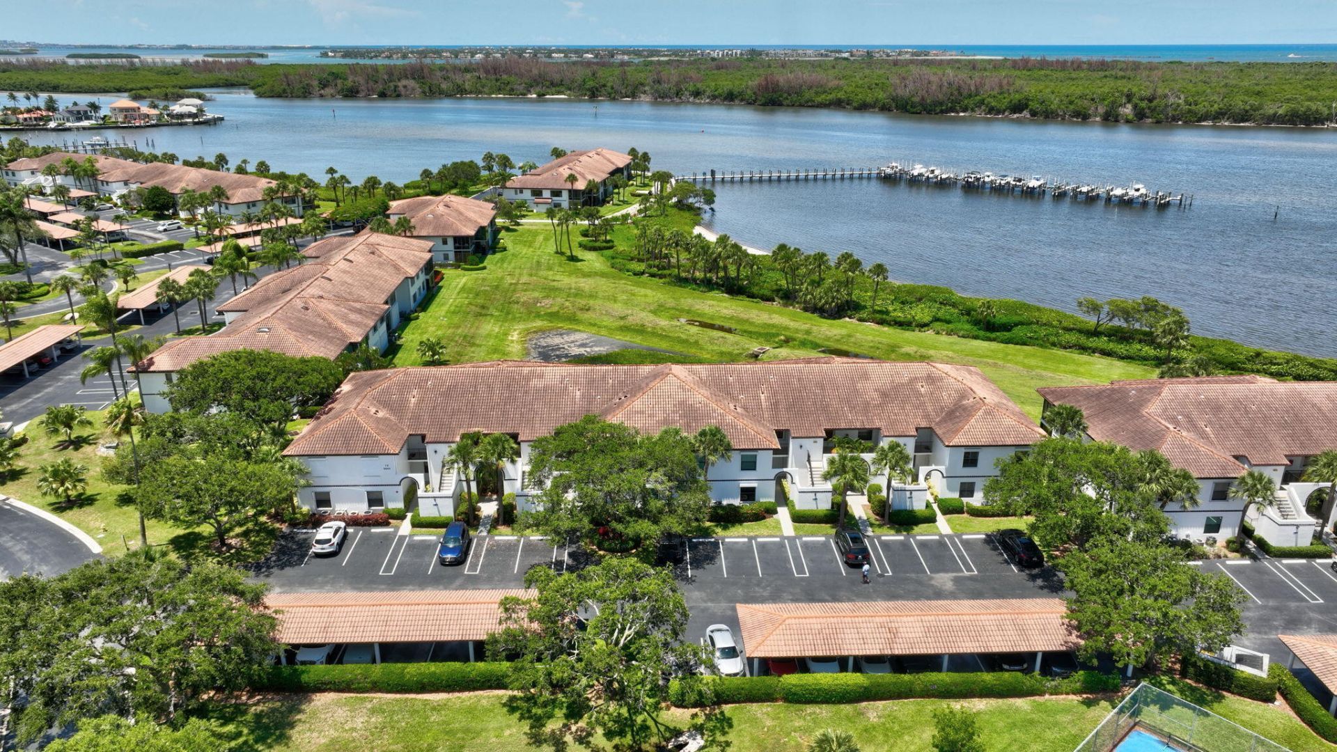 6062 SE Landing Way, Unit 2, Stuart, FL 34997 Photo