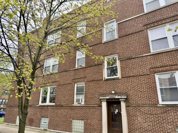 3239 W Cullom Avenue , Unit 2, Chicago, IL 60618