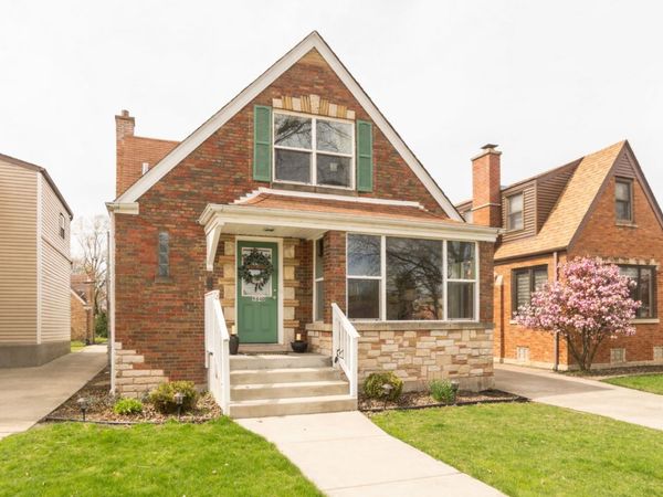 9840 S Saint Louis Avenue , Evergreen Park, IL 60805