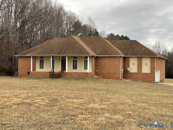 1750 Cook Road , Powhatan, VA 23139