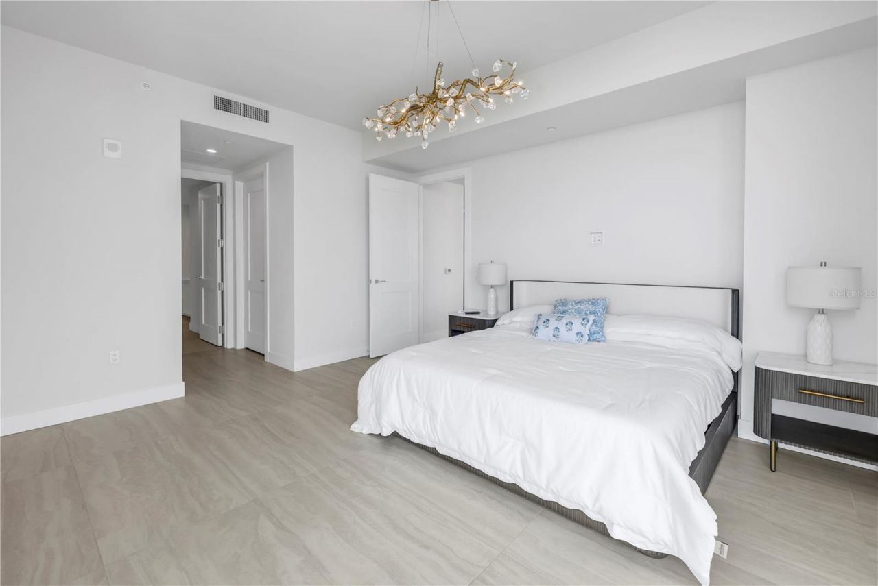 301 1st Street S, Unit 2604, Saint Petersburg, FL 33701 Photo
