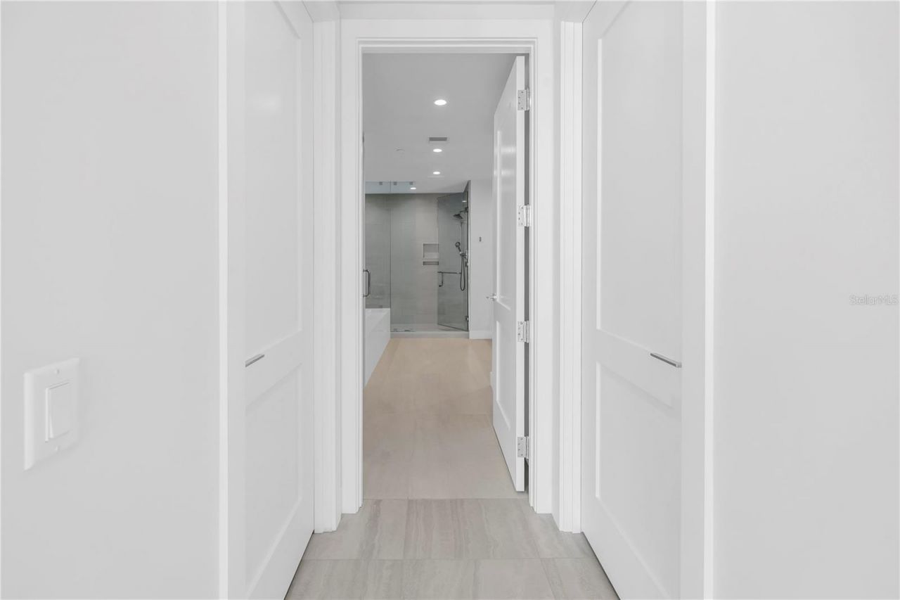 301 1st Street S, Unit 2604, Saint Petersburg, FL 33701 Photo
