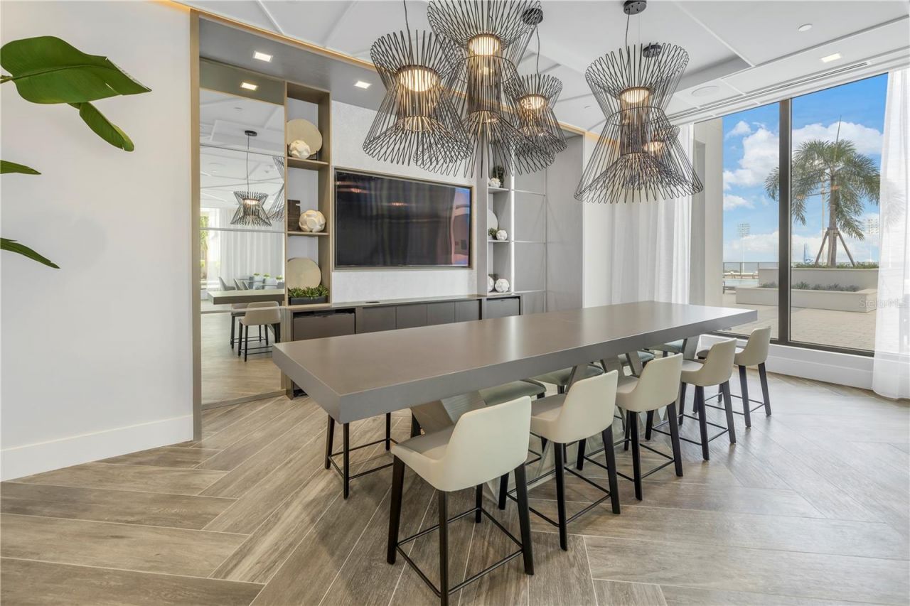 301 1st Street S, Unit 2604, Saint Petersburg, FL 33701 Photo