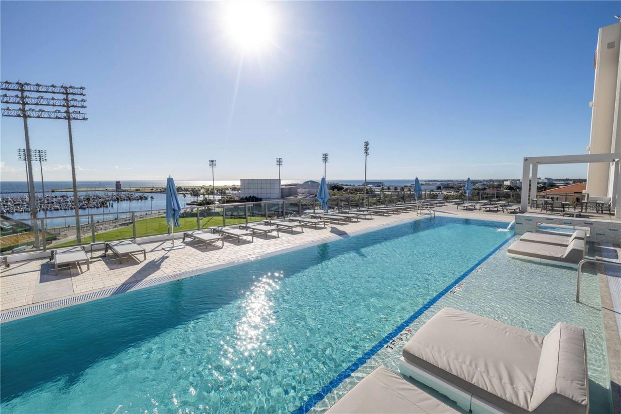 301 1st Street S, Unit 2604, Saint Petersburg, FL 33701 Photo