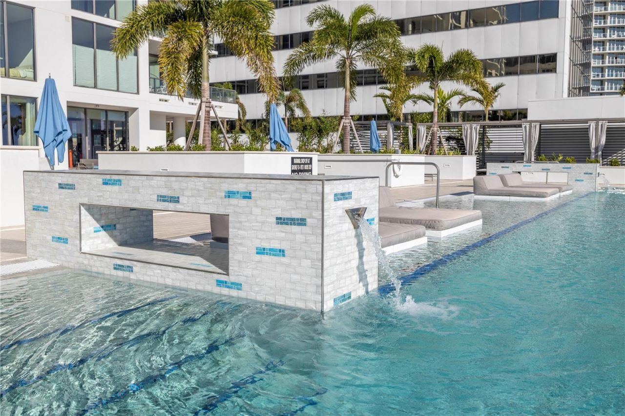 301 1st Street S, Unit 2604, Saint Petersburg, FL 33701 Photo
