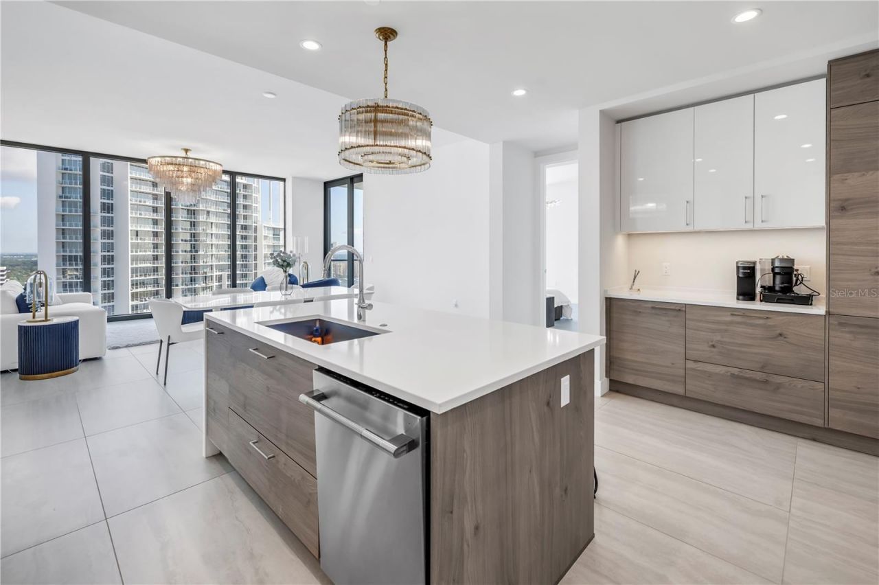 301 1st Street S, Unit 2604, Saint Petersburg, FL 33701 Photo