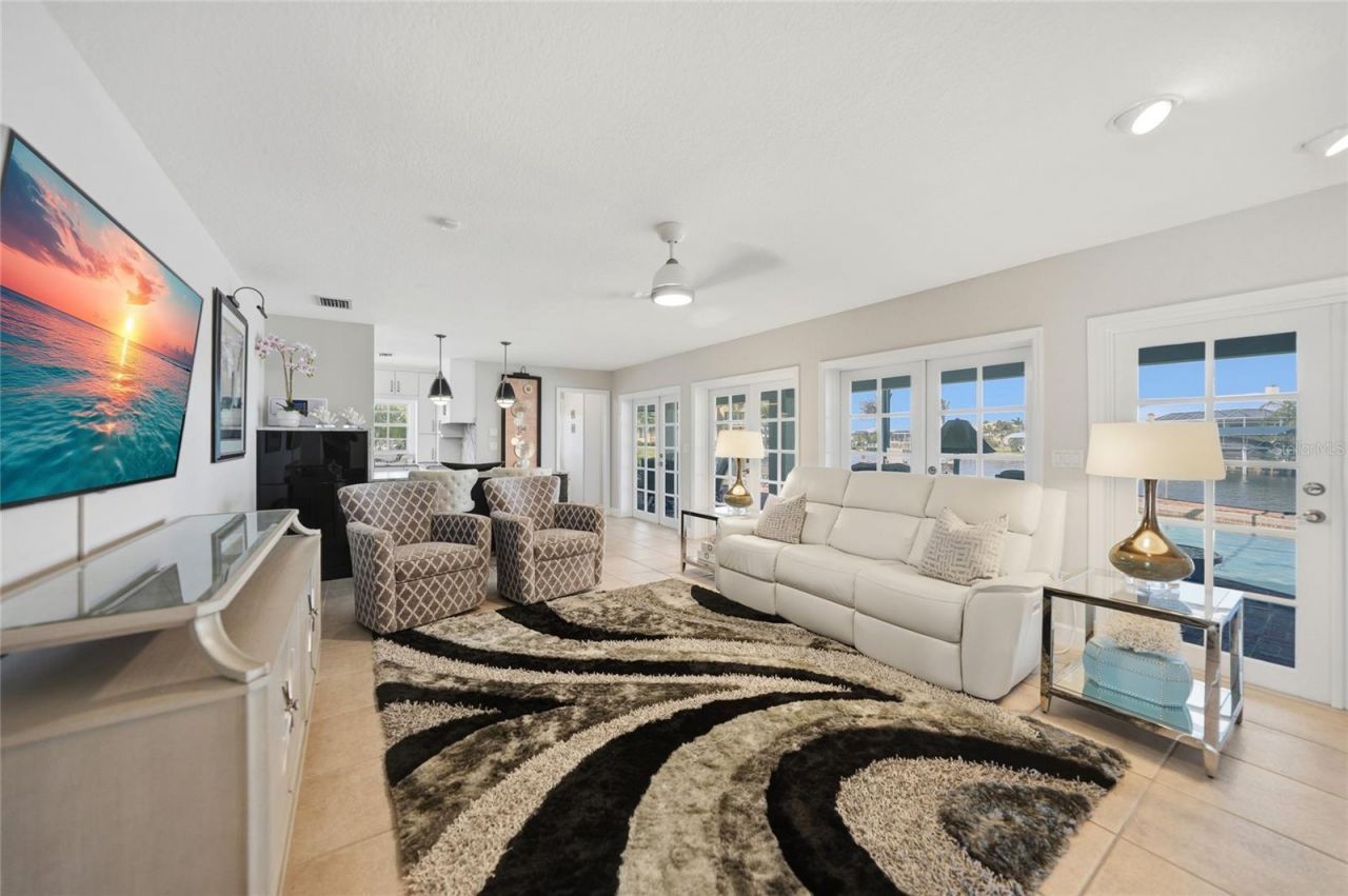 374 Severin Road Se, Port Charlotte, FL 33952 Photo