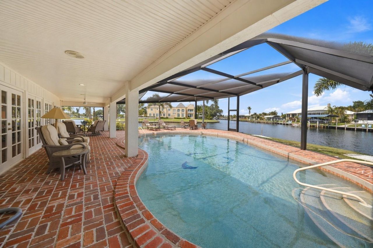 374 Severin Road Se, Port Charlotte, FL 33952 Photo