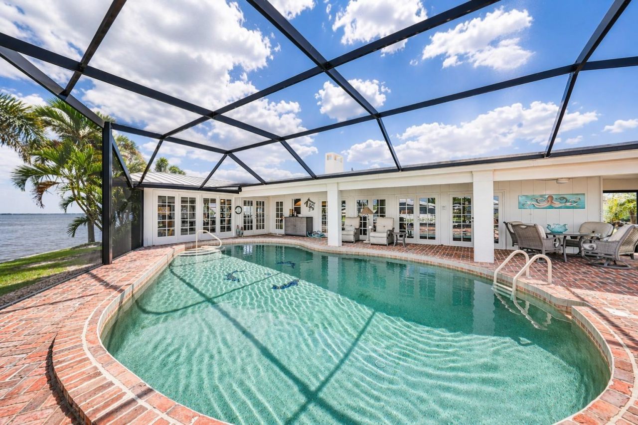 374 Severin Road Se, Port Charlotte, FL 33952 Photo