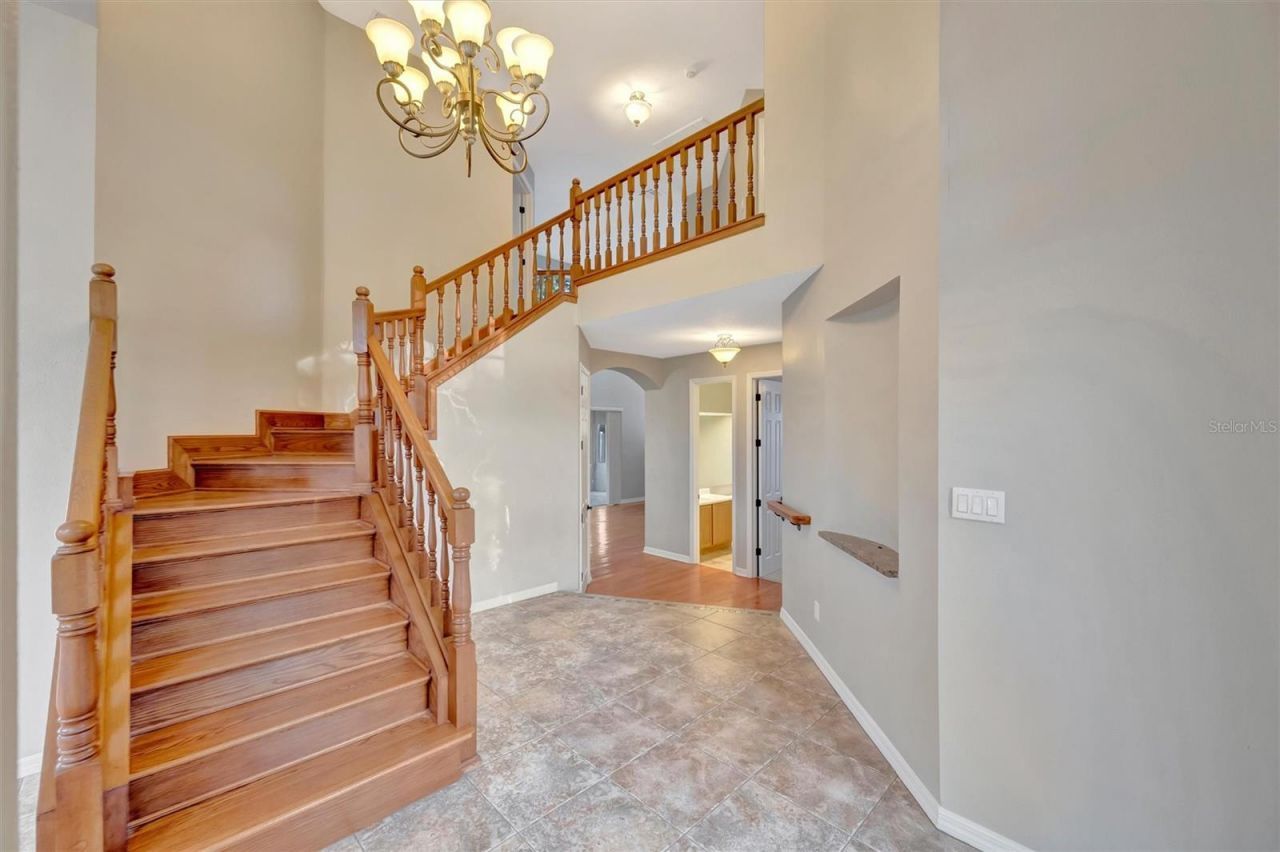 2839 Safe Harbor Drive, Tampa, FL 33618 Photo