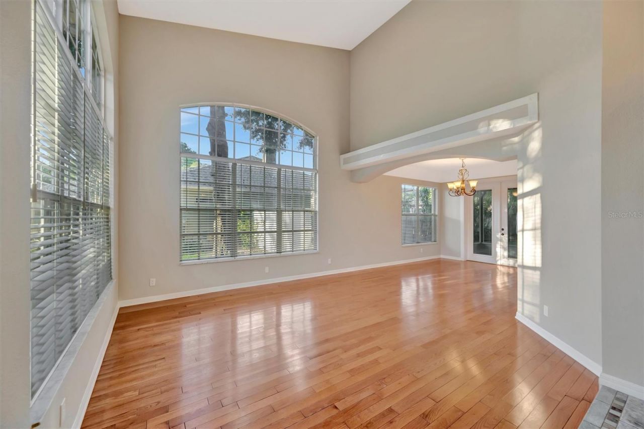 2839 Safe Harbor Drive, Tampa, FL 33618 Photo