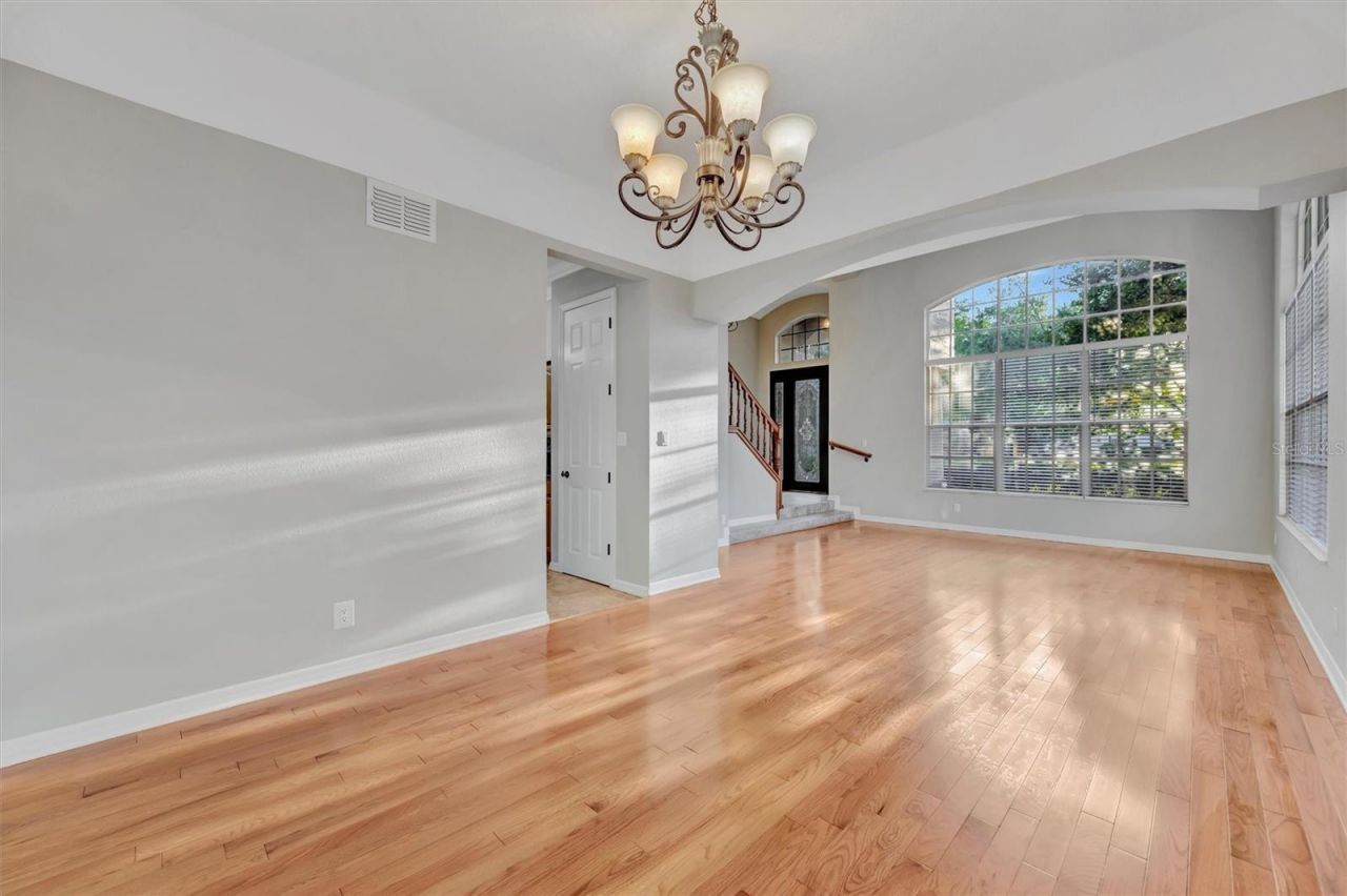 2839 Safe Harbor Drive, Tampa, FL 33618 Photo