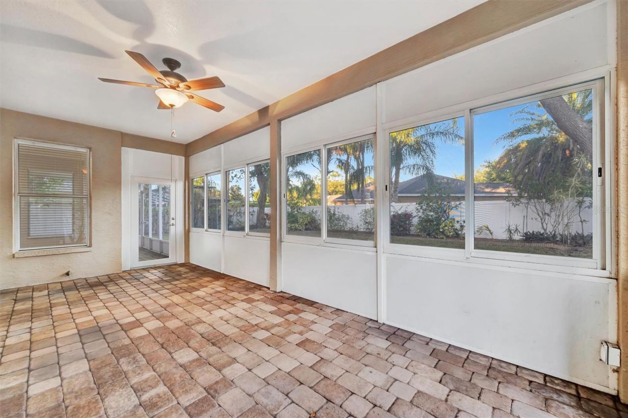 2839 Safe Harbor Drive, Tampa, FL 33618 Photo