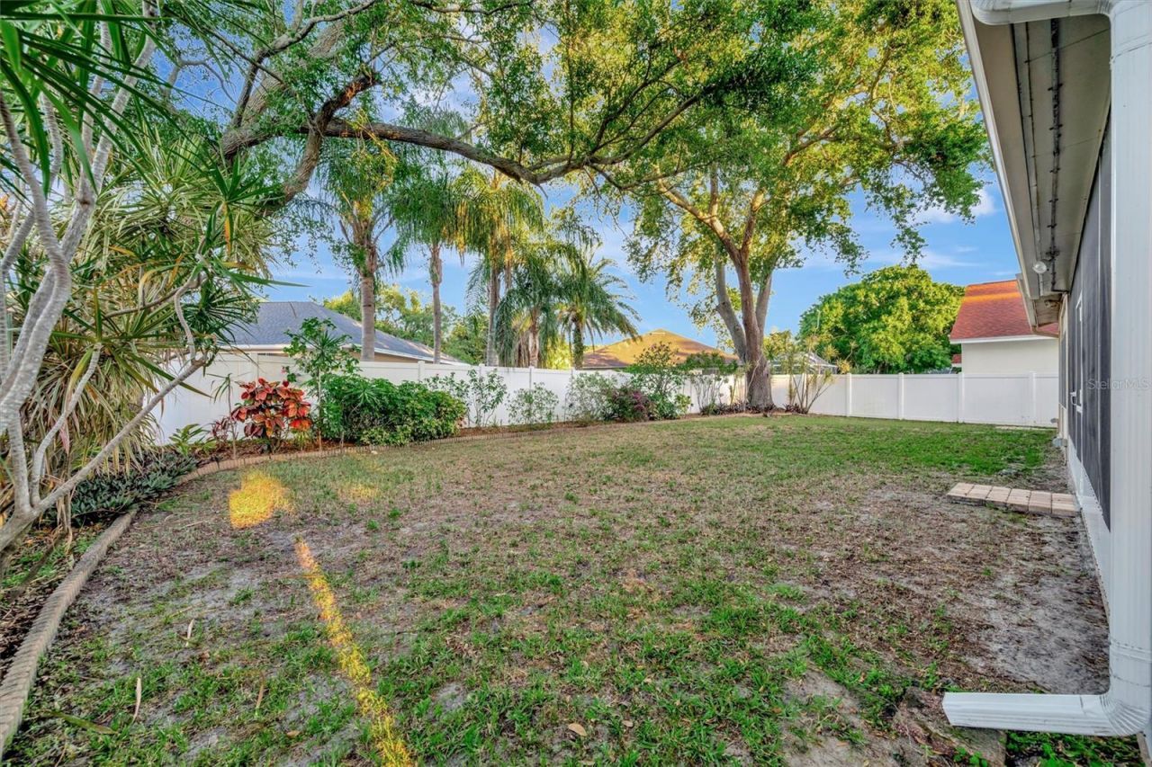 2839 Safe Harbor Drive, Tampa, FL 33618 Photo