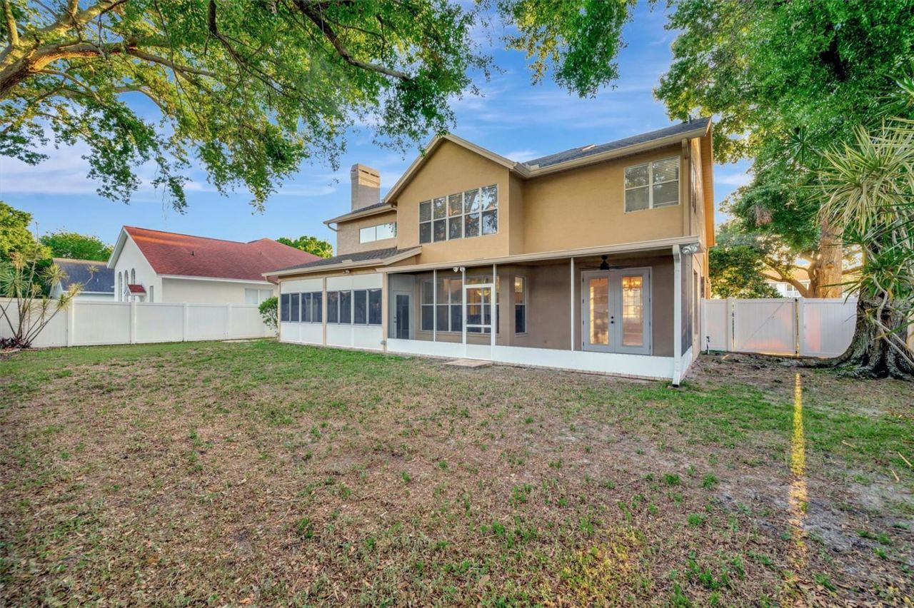 2839 Safe Harbor Drive, Tampa, FL 33618 Photo