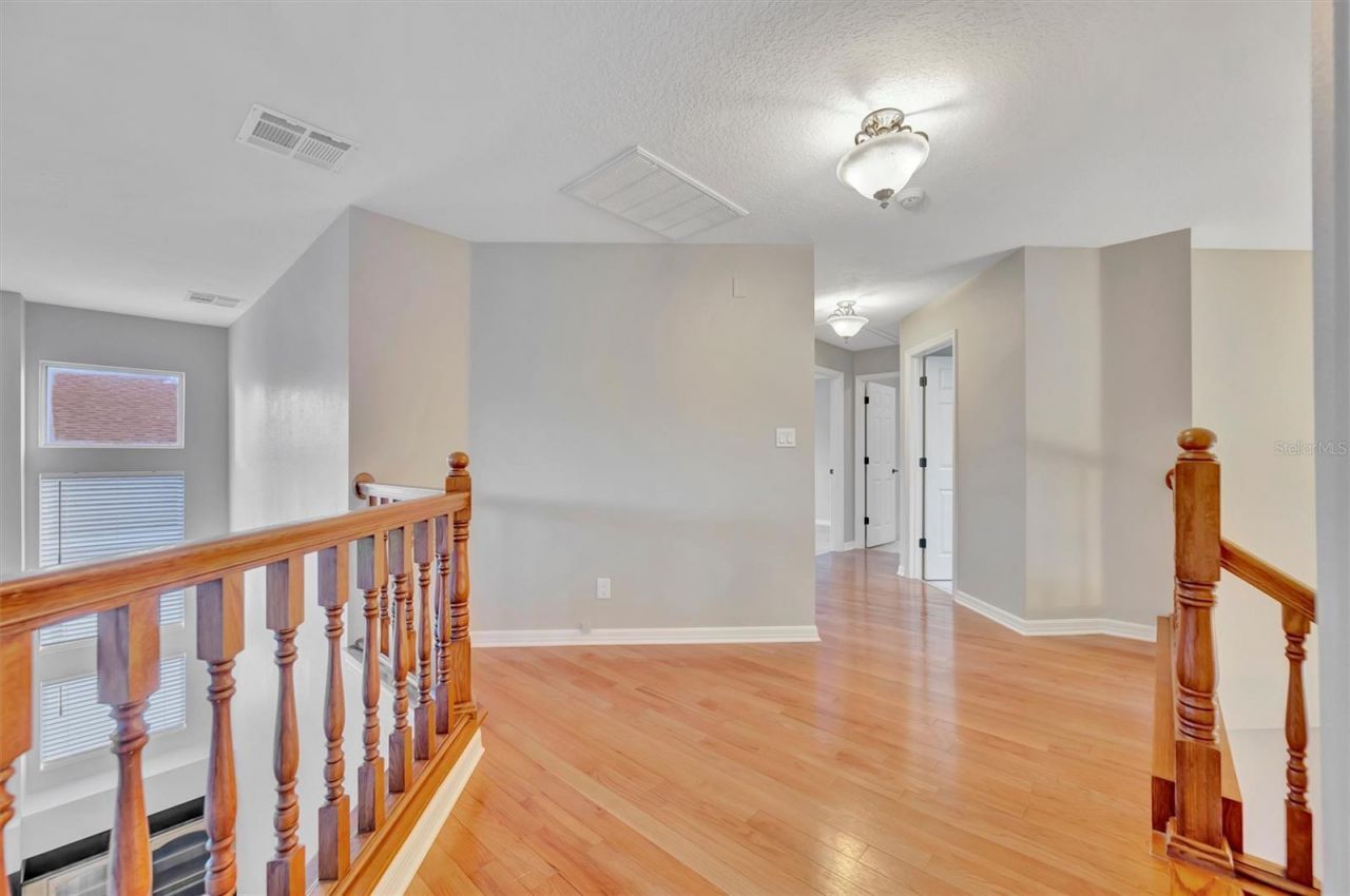 2839 Safe Harbor Drive, Tampa, FL 33618 Photo