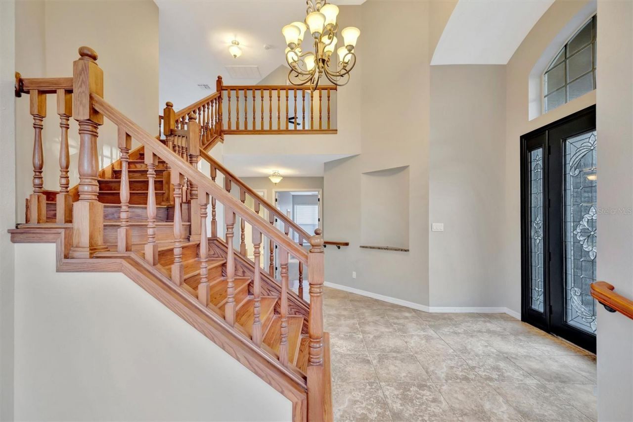 2839 Safe Harbor Drive, Tampa, FL 33618 Photo