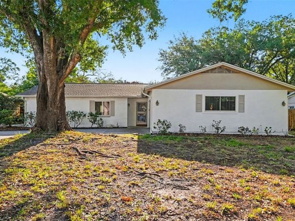 13503 GREENLEAF DRIVE , TAMPA, FL 33613