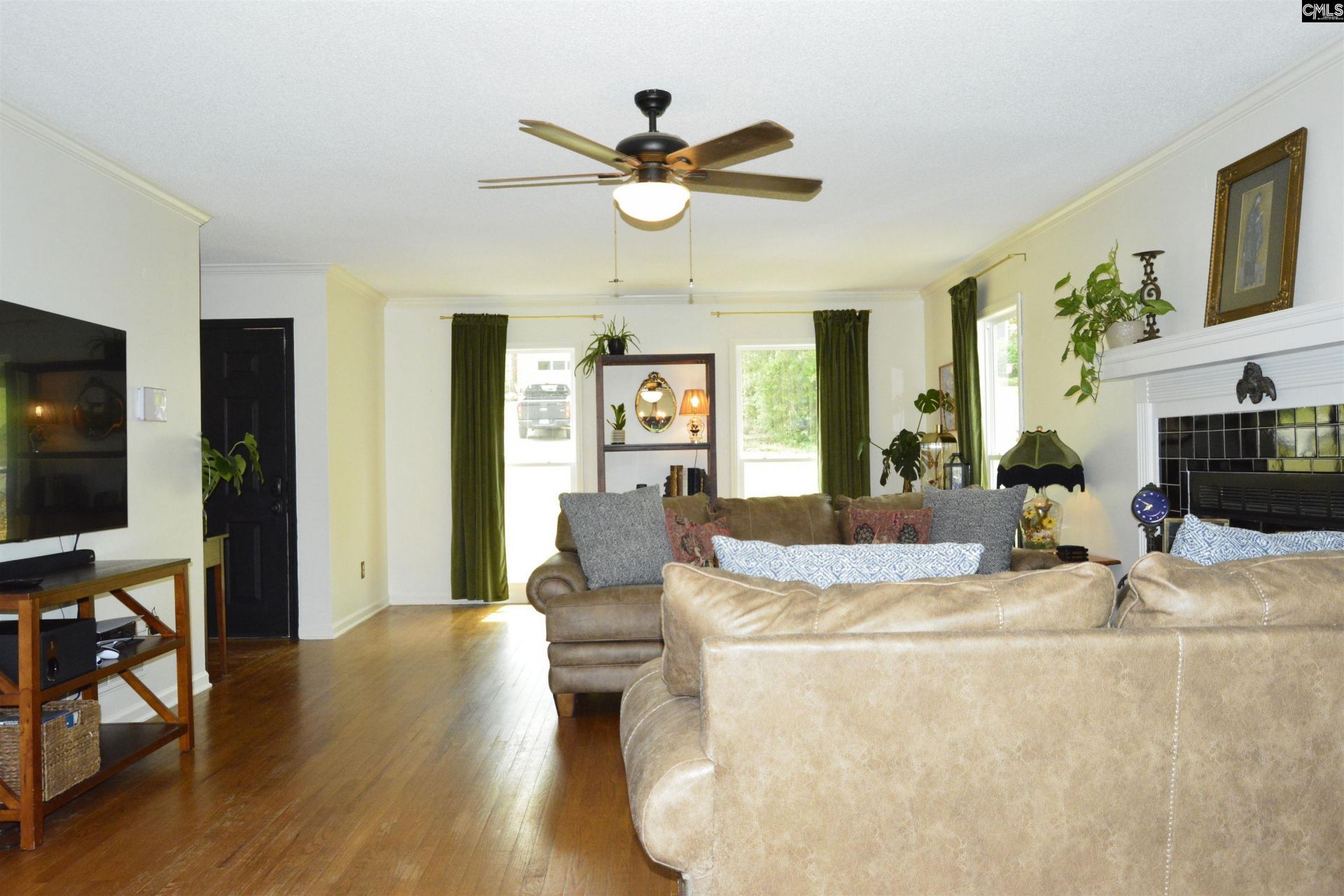 433 Winding Way  Photo 13