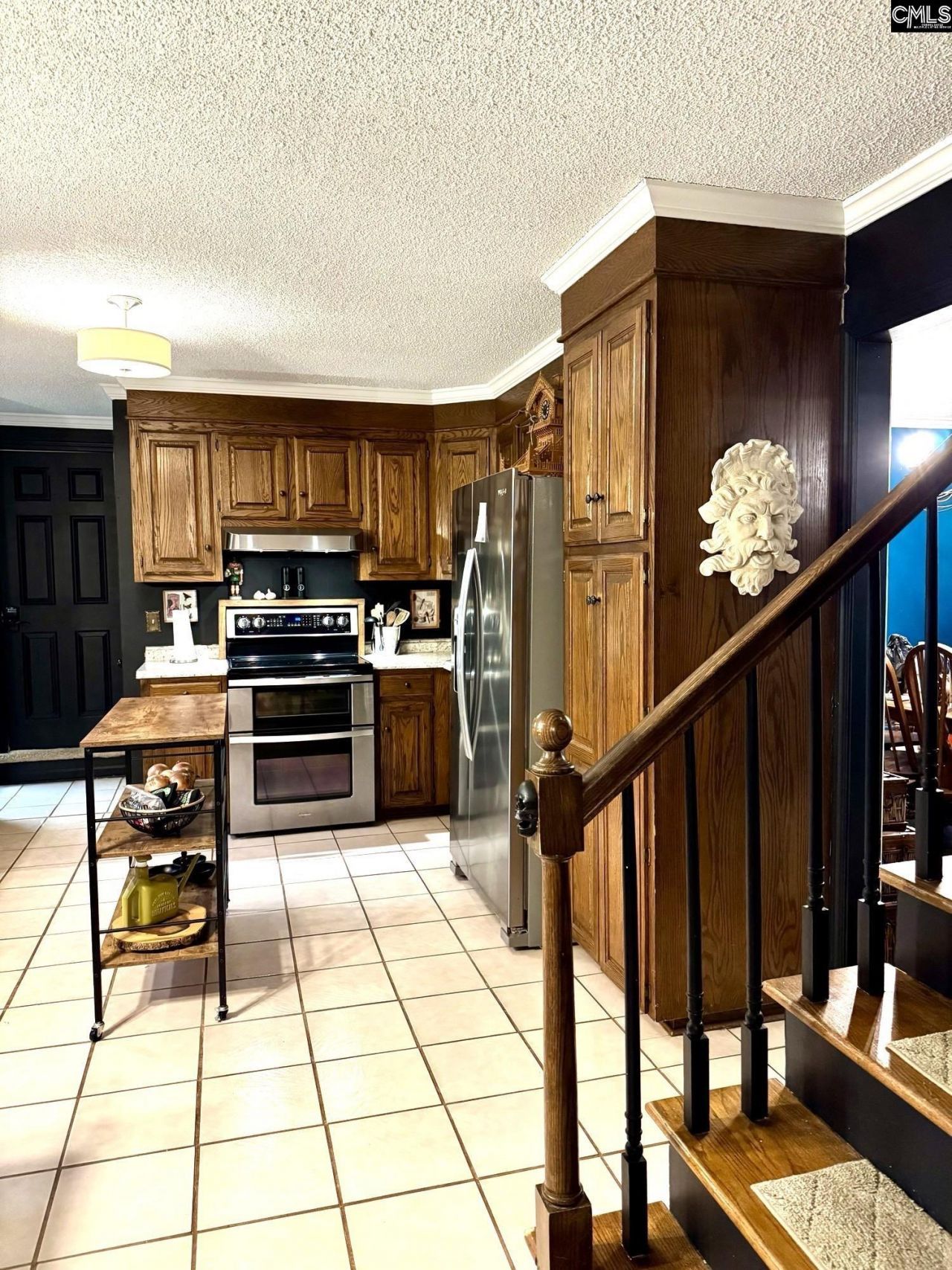 433 Winding Way  Photo 17