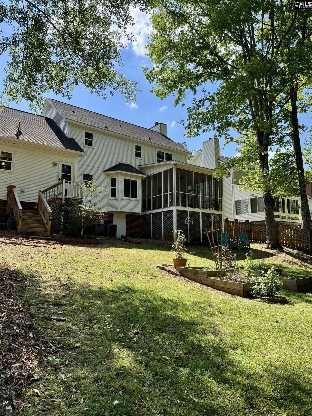 433 Winding Way  Photo 34