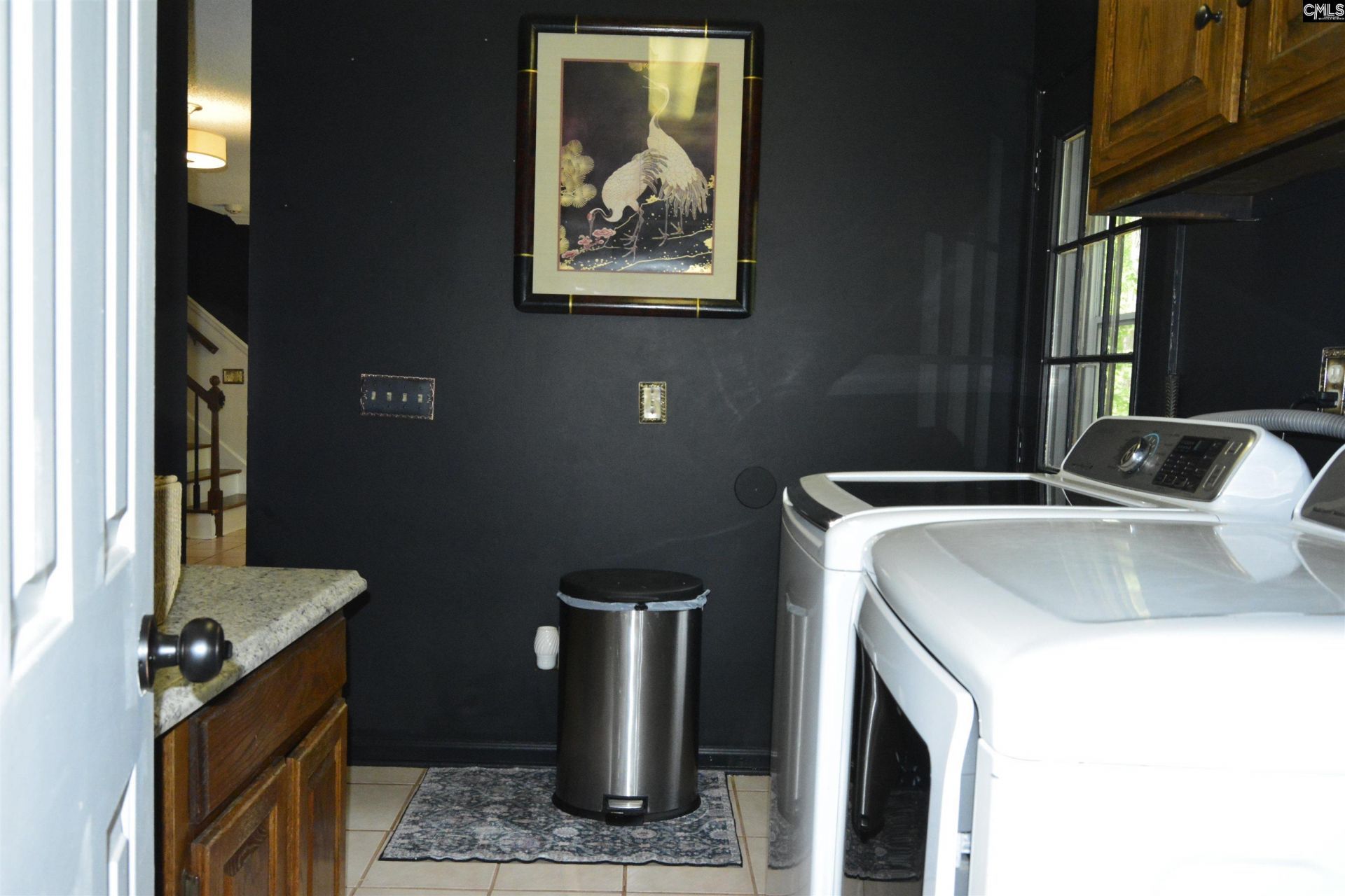 433 Winding Way  Photo 36