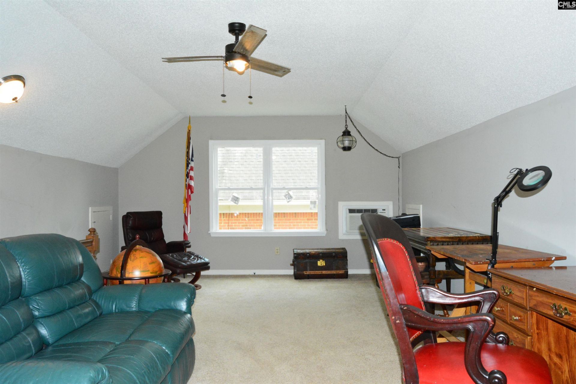 433 Winding Way  Photo 55