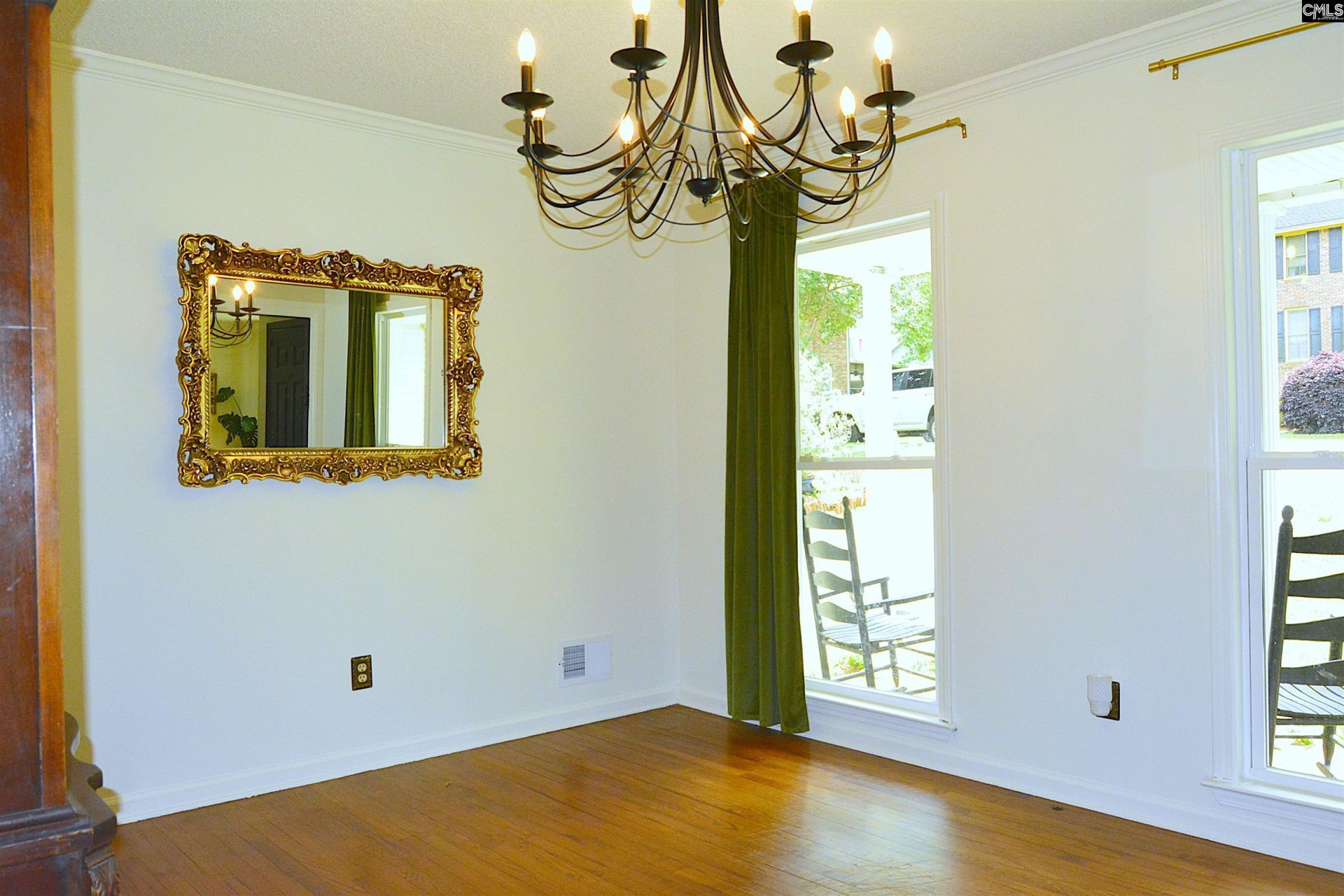 433 Winding Way  Photo 8