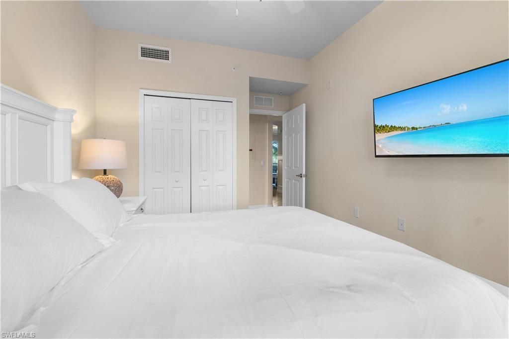 9727 Acqua Ct, Unit 436, Naples, FL 34113 Photo