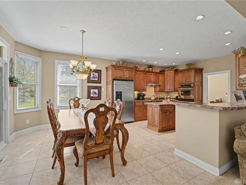 9842 Scotch Pine Drive, Clearcreek Township, OH 45066 Photo 20