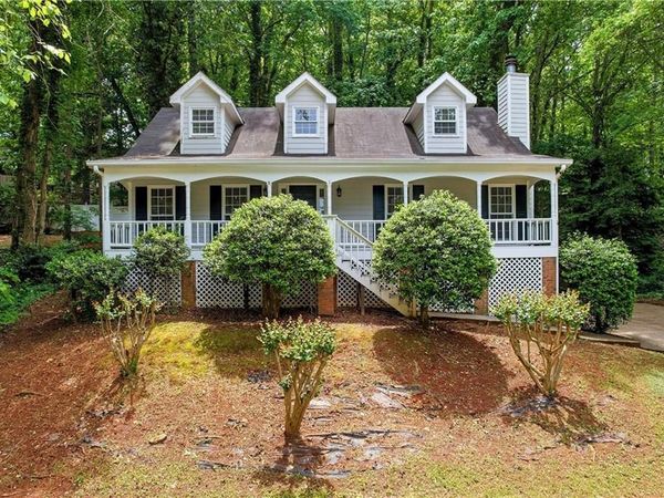 2568 N Arbor Trail, Marietta, GA 30066