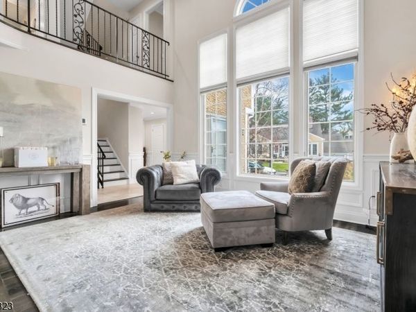 1 Rolling Hill Ct, Madison, NJ 07940