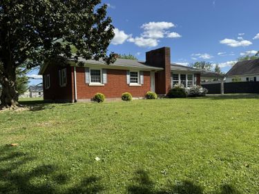 161 Freeman Avenue, Russell Springs, KY 42642