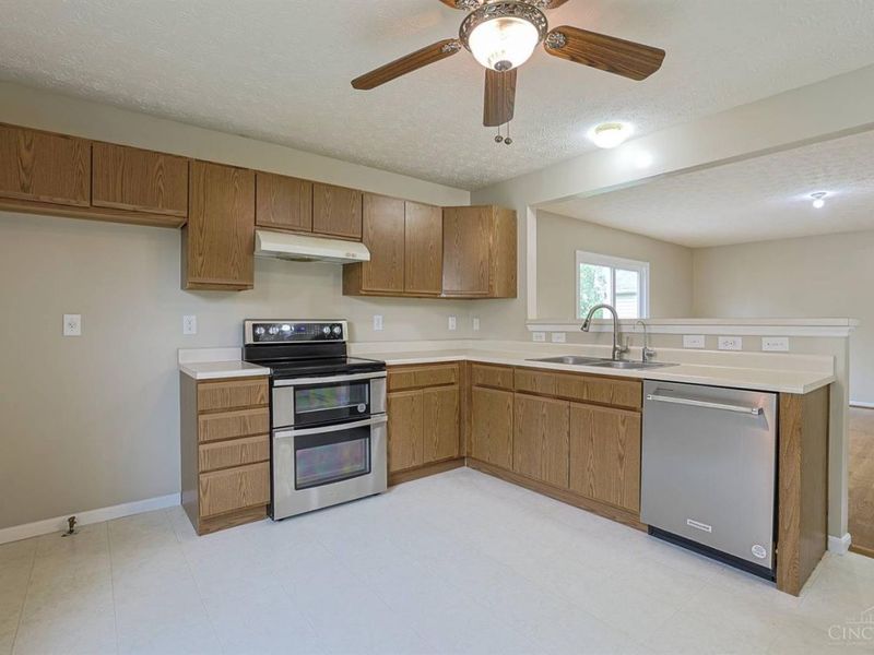 7831 Haverhill Lane, Maineville, OH 45039 Photo 12