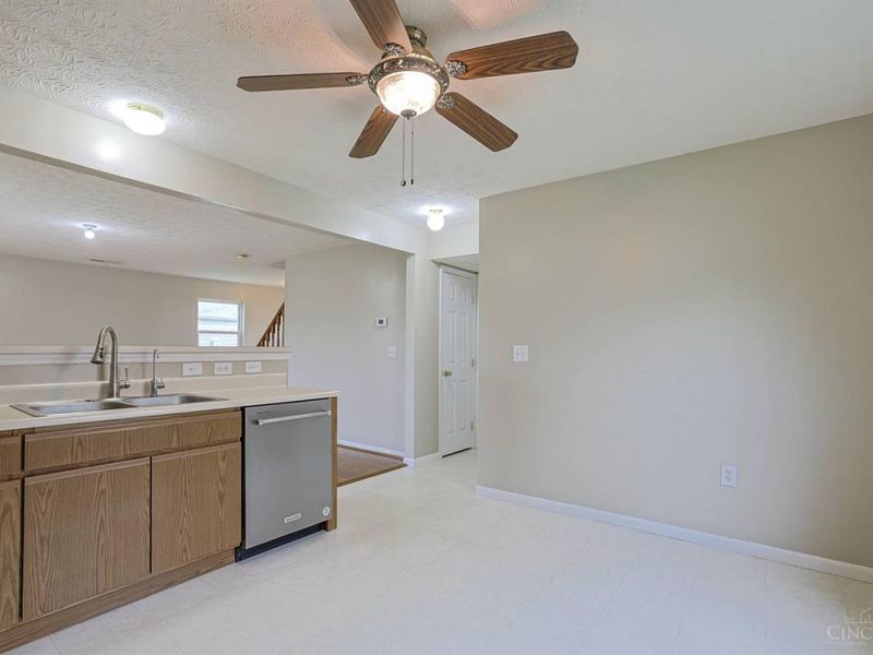 7831 Haverhill Lane, Maineville, OH 45039 Photo 14