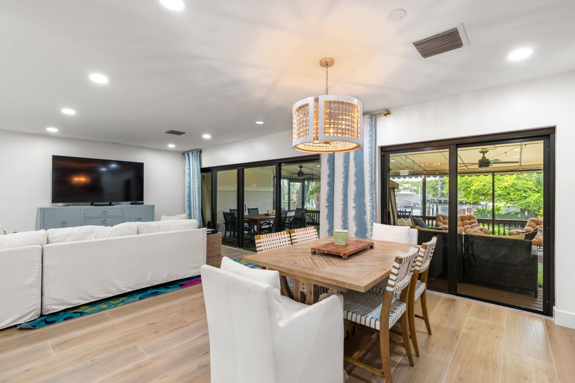 5552 N Ocean Boulevard, Unit 1a, Ocean Ridge, FL 33435 Photo