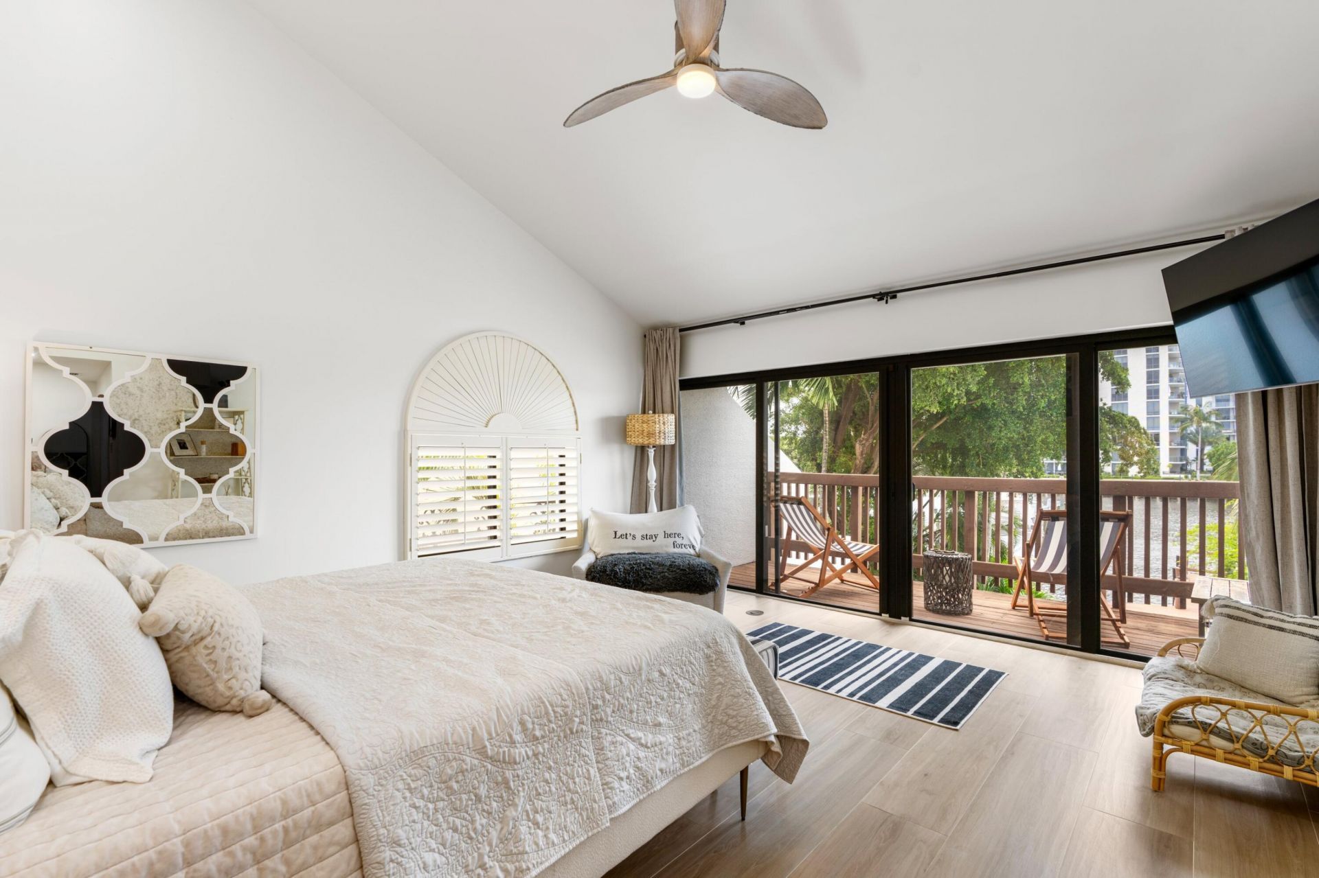 5552 N Ocean Boulevard, Unit 1a, Ocean Ridge, FL 33435 Photo