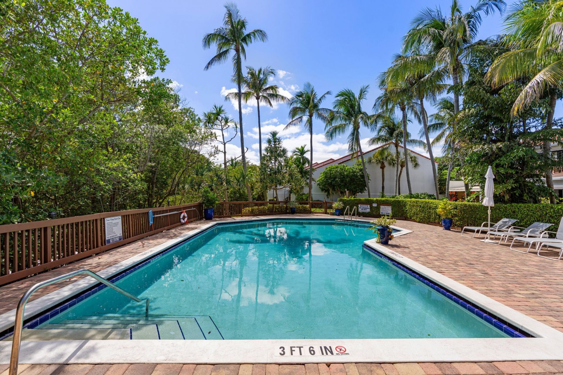 5552 N Ocean Boulevard, Unit 1a, Ocean Ridge, FL 33435 Photo