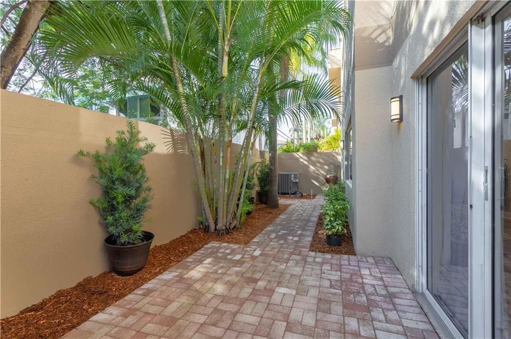 101 SE 15th Avenue, Unit H, Fort Lauderdale, FL 33301 Photo