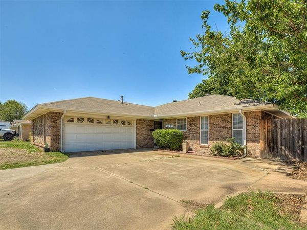 4709 Newport Drive, Del City, OK 73115