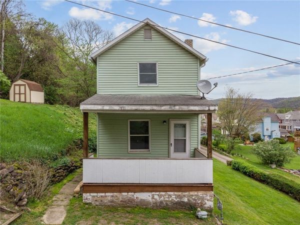312 Harrison Ave , East Vandergrift, PA 15629