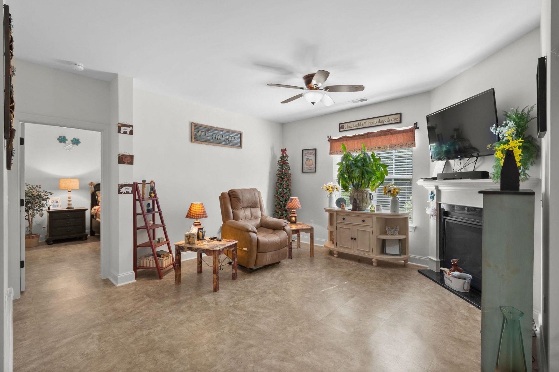 132 Rivers Edge Dr. Photo 10