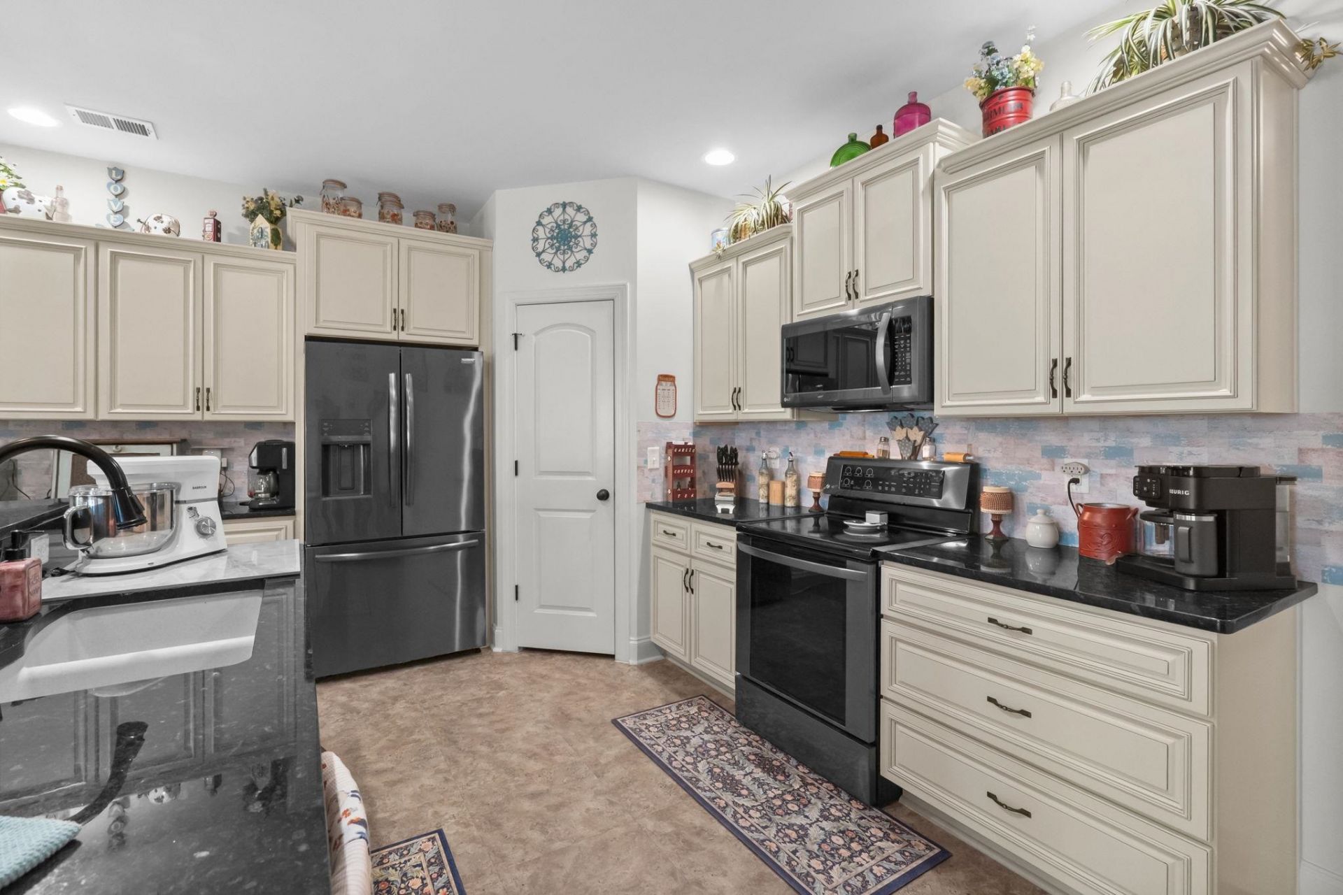 132 Rivers Edge Dr. Photo 15